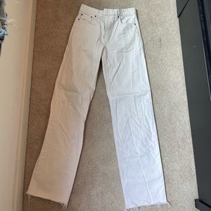 White Zara jeans